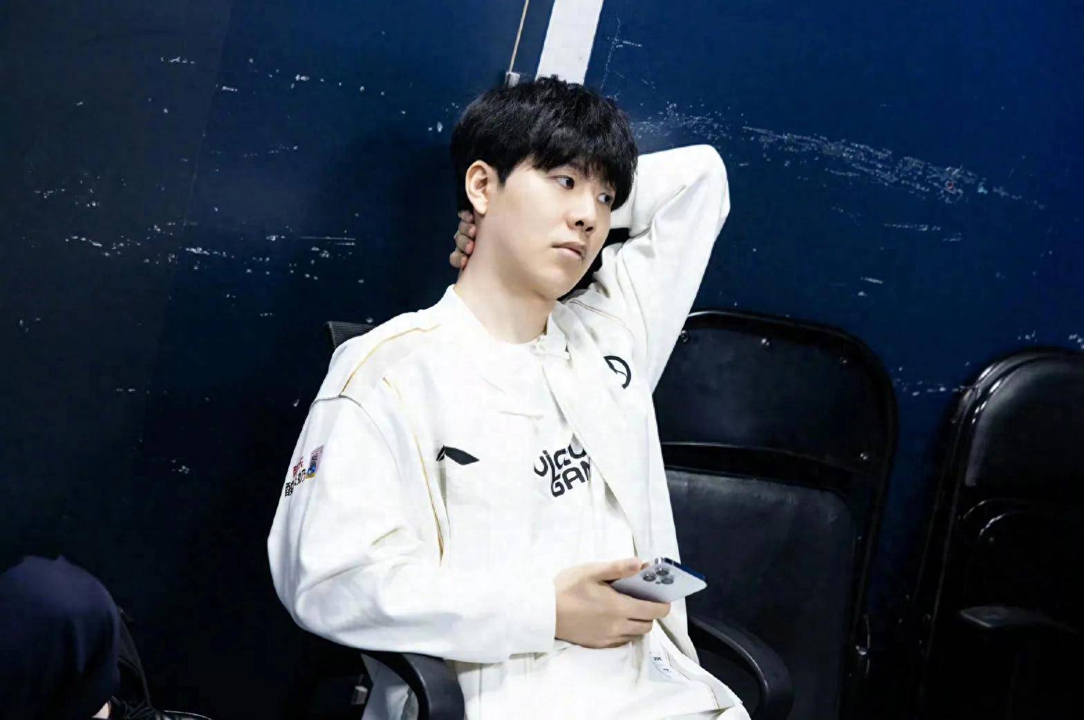 KT下路Aiming：打T1的话，我们实力更强，这次胜利的走向会不同