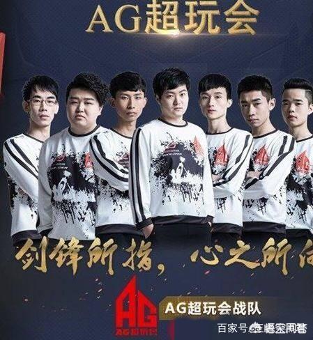 Hope 回忆起龙坑的第二轮2v4：我有足够的装备可以操作，尝试之后我赢了。